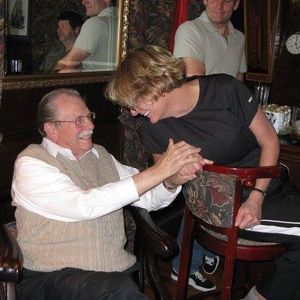 Meet your Posher, Leslie